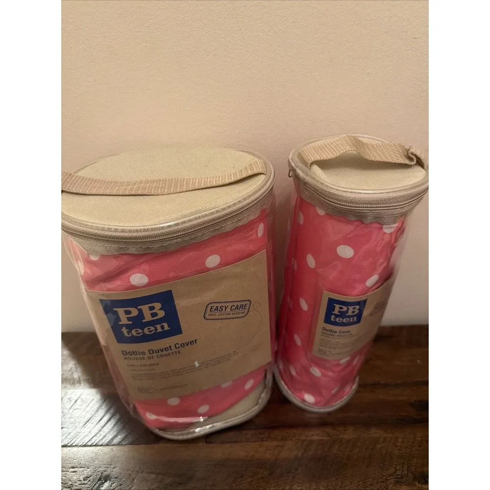 Pottery Barn PB Teen Easy Care Dottie Duvet Cover Twin Matching Pillow Cases